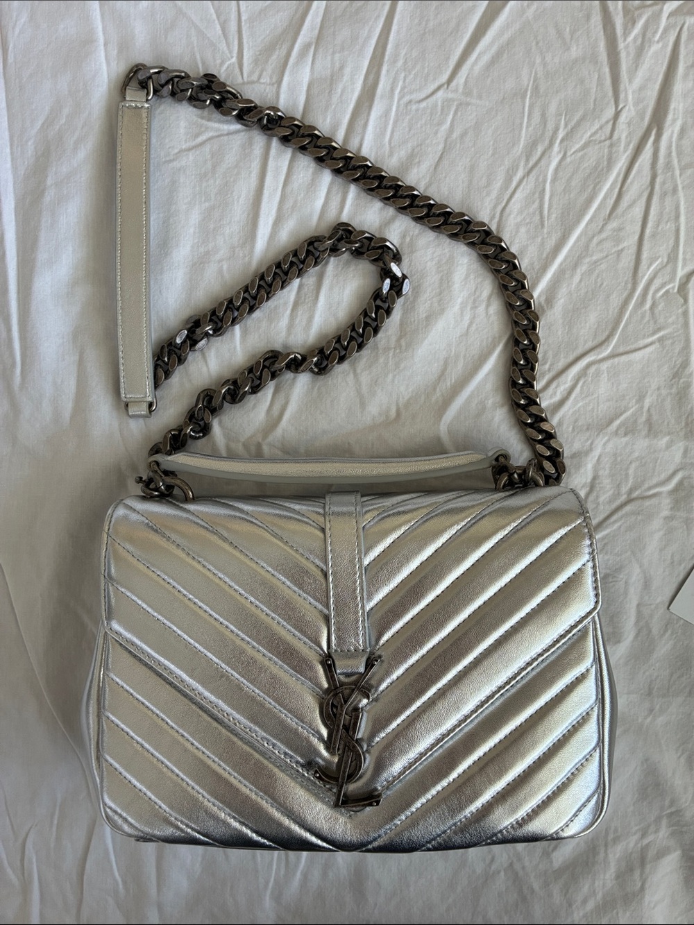 Saint Laurent Metallic Silver Chevron Crossbody Bag - Picture 7 of 11